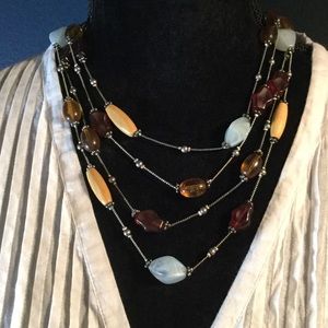 Great looking beaded necklace with 3 bracelets